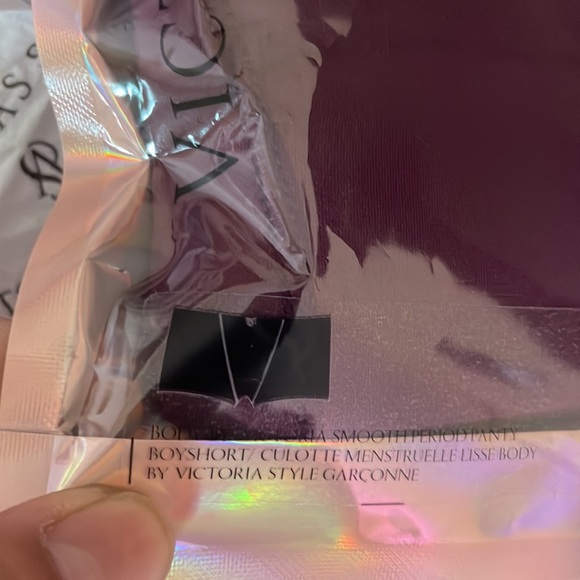 4 Leak Protection panties - Picture 7 of 8